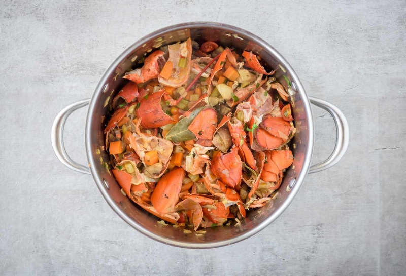 Rich and Flavorful Lobster Stock