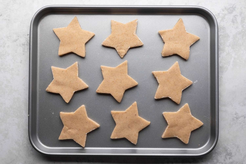 Zimtsterne (German Cinnamon Star Cookies) Recipe