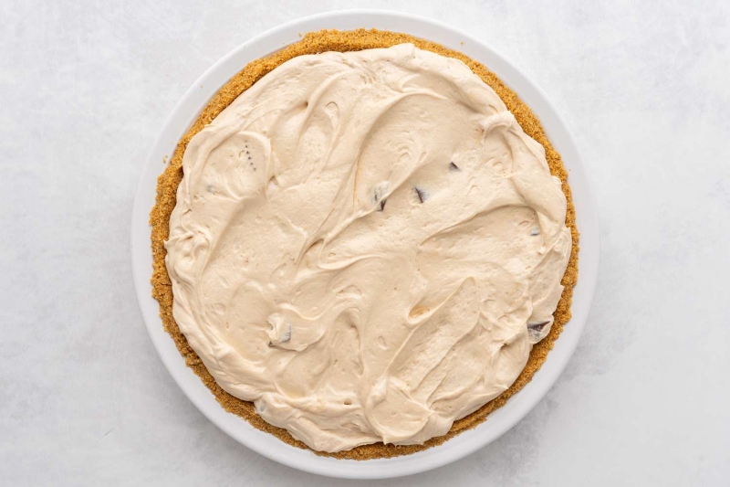 Frozen Peanut Butter Cup Pie