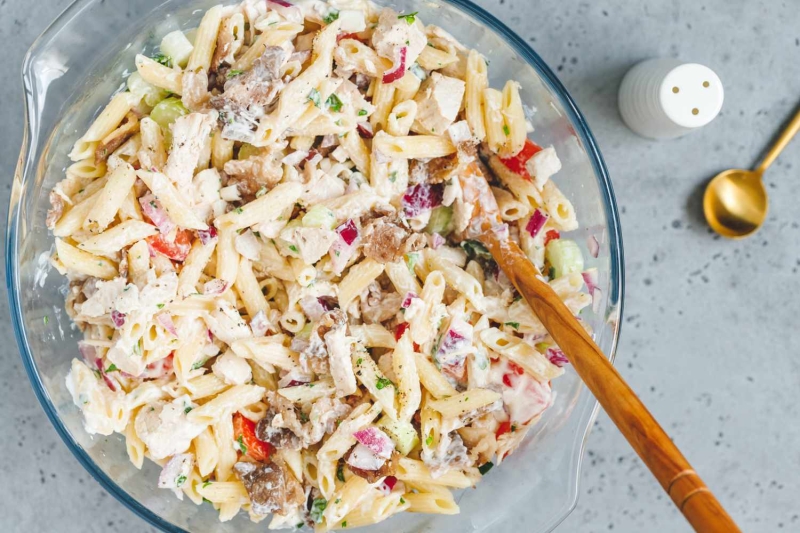 Pasta Salad With Chicken and Bacon