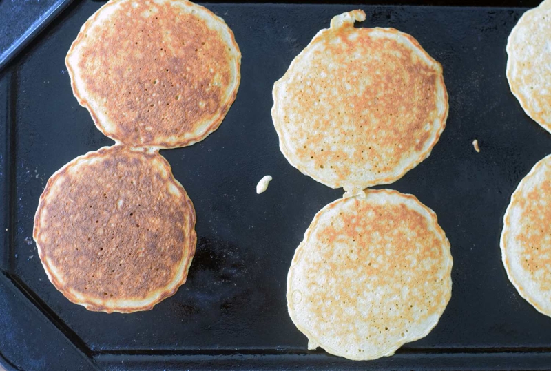 Oat Flour Pancakes