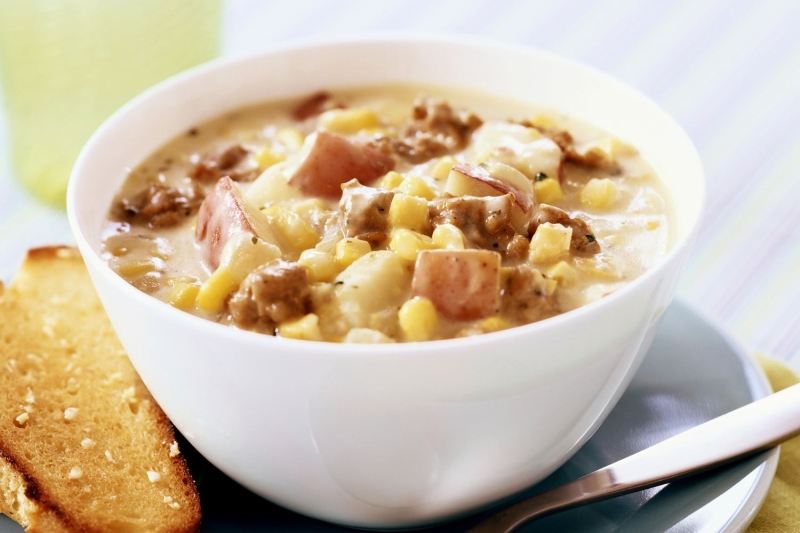 Crock Pot Corn and Ground Beef Chowder