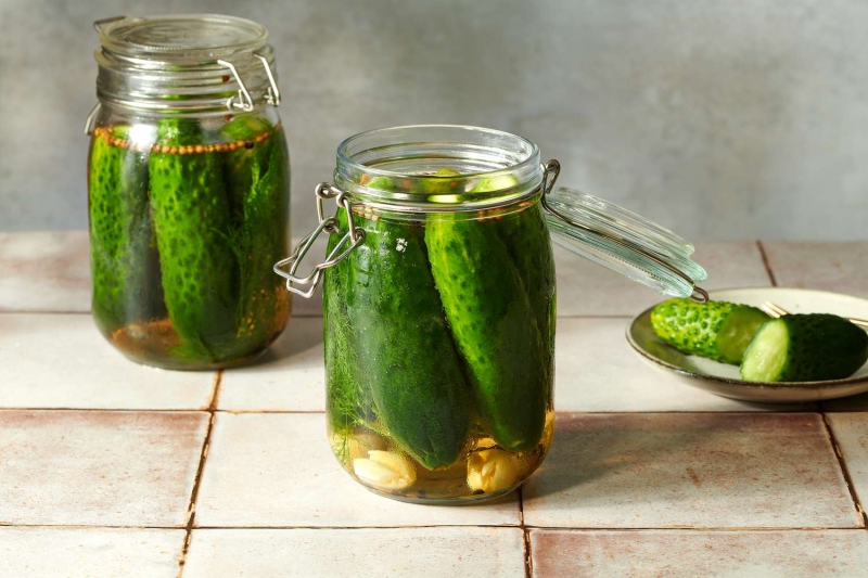 Deli-Style Half Sour Pickles