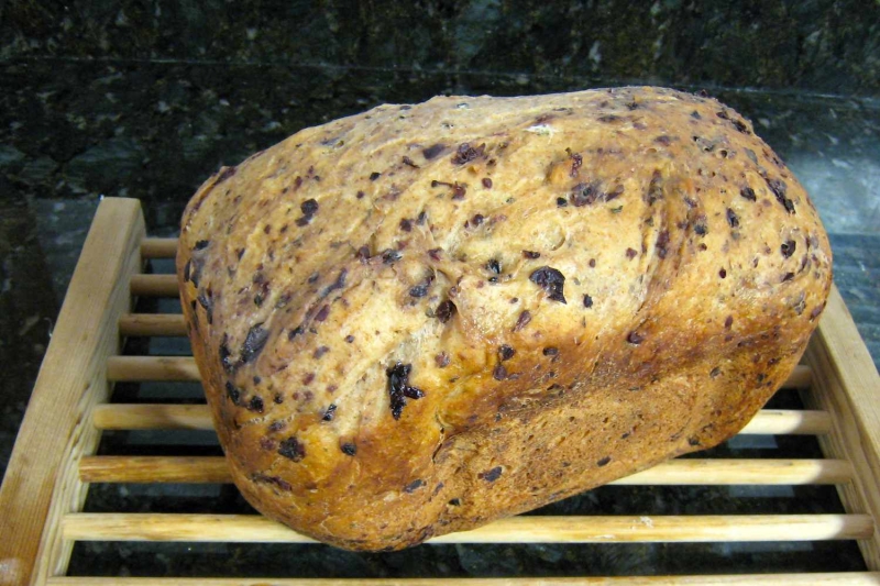 Bread Machine Kalamata Olive Bread