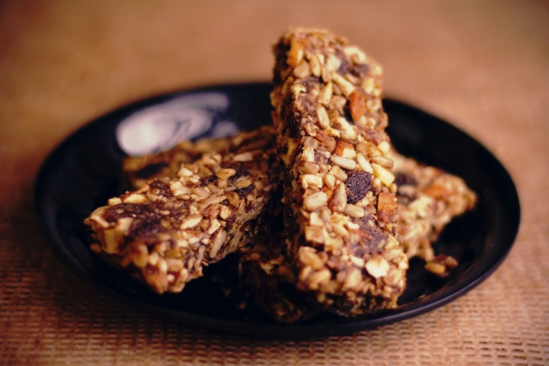 High Protein Quinoa Energy Bars