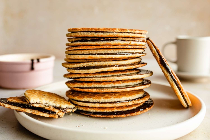 Dutch Stroopwafels (Syrup Waffles)