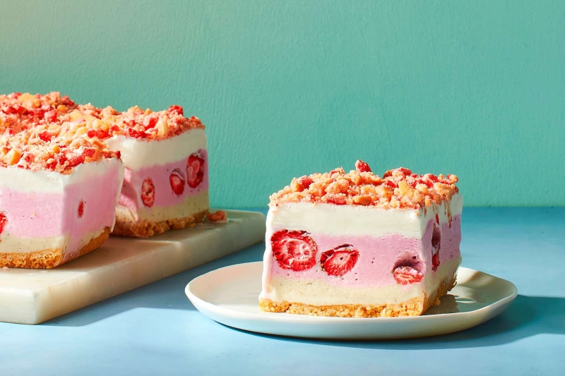 Strawberry Shortcake Ice Cream Cake Recipe