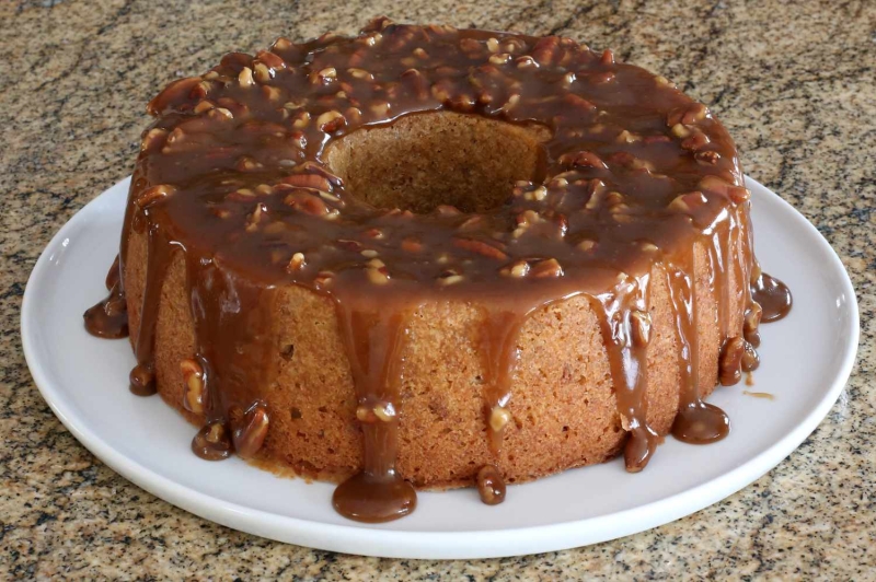 Vanilla Wafer Cake With Butter Pecan Glaze