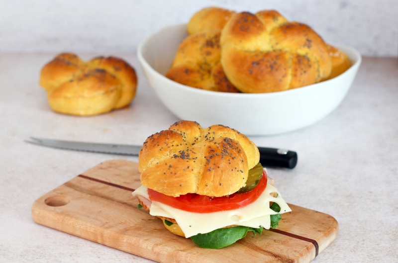 Sweet Potato Sandwich Rolls