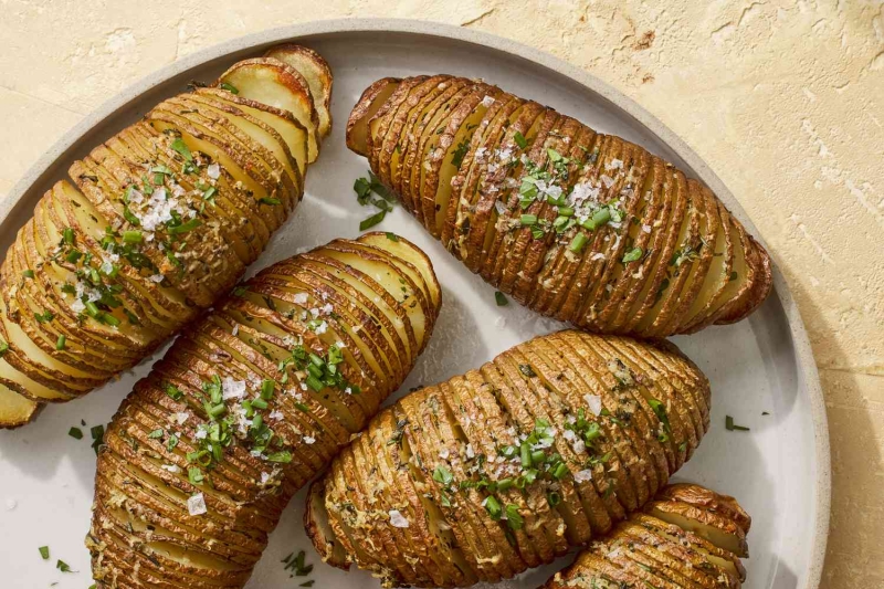 Hasselback Potatoes Are Proof That Baked Potatoes Can Be Cute