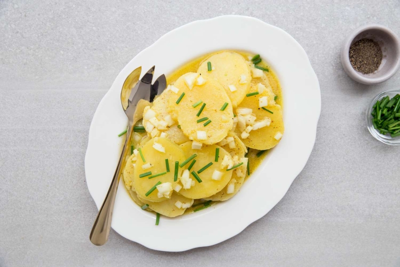 Southern German Potato Salad (Schwäbische Kartoffelsalat)