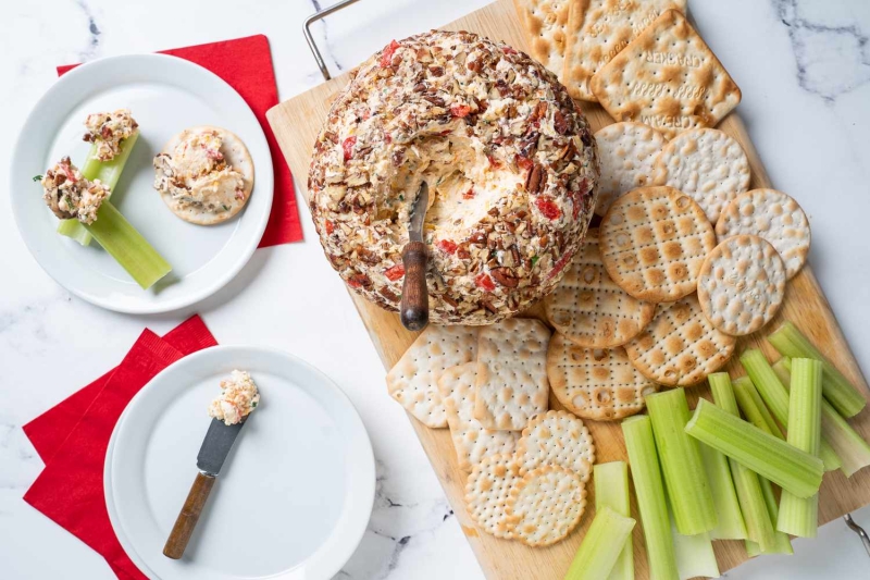 Bacon Ranch Cheese Ball