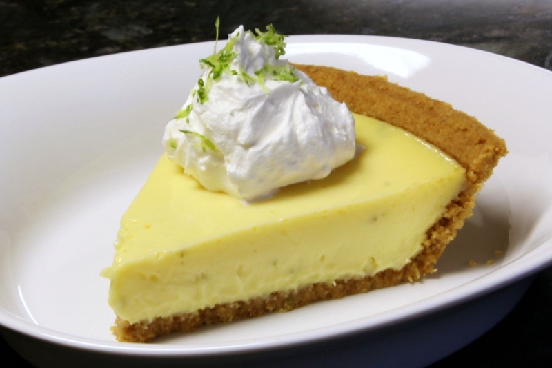 Key Lime Pie With Meringue or Whipped Cream Topping