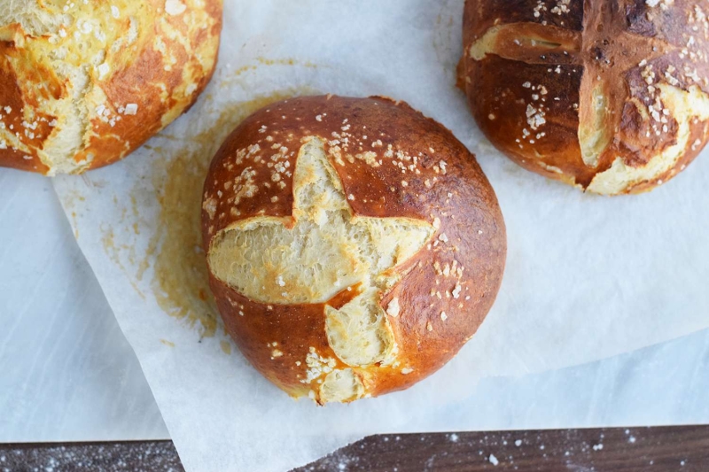 Pretzel Bread Bowls Recipe