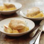 Easy Biscuit Crust Peach Cobbler