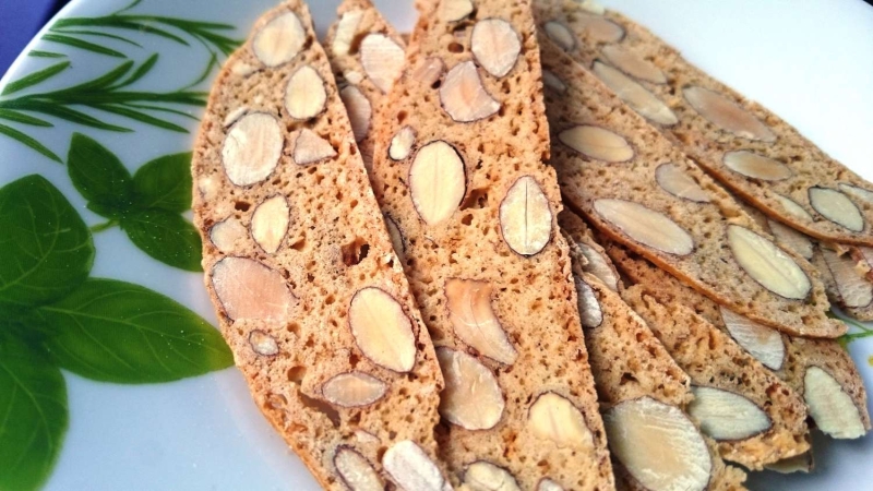 Vegan Almond Biscotti