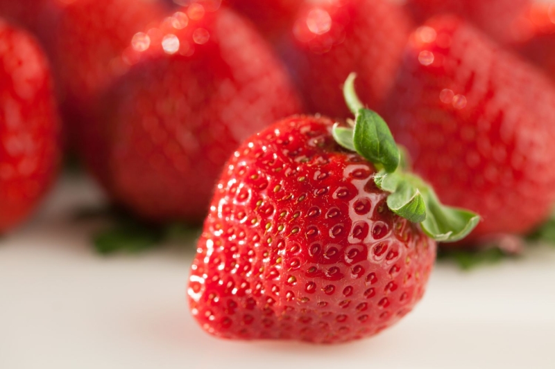 Suzi’s Strawberry Soda Pop Cake