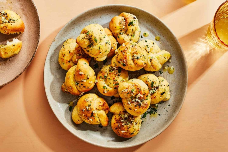 Garlic Knots