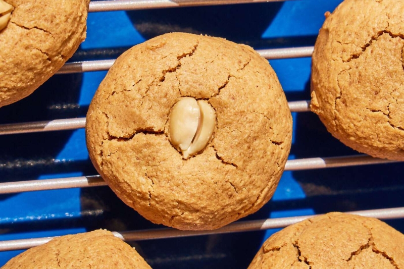 Kat’s Heady Chinese Peanut Butter Cookies