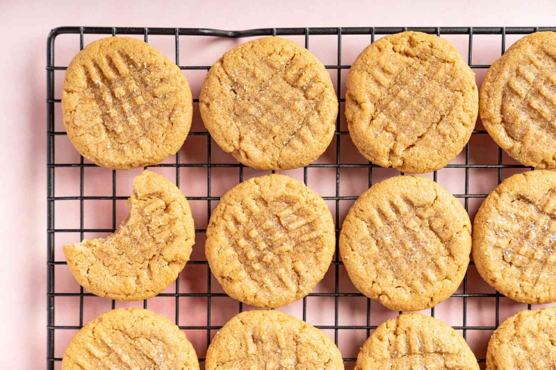 3 Ingredient Peanut Butter Cookies