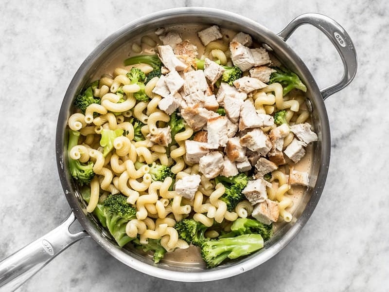 White Cheddar Mac and Cheese with Chicken and Broccoli