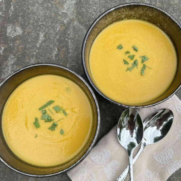 Instant Pot Butternut Squash Soup Recipe