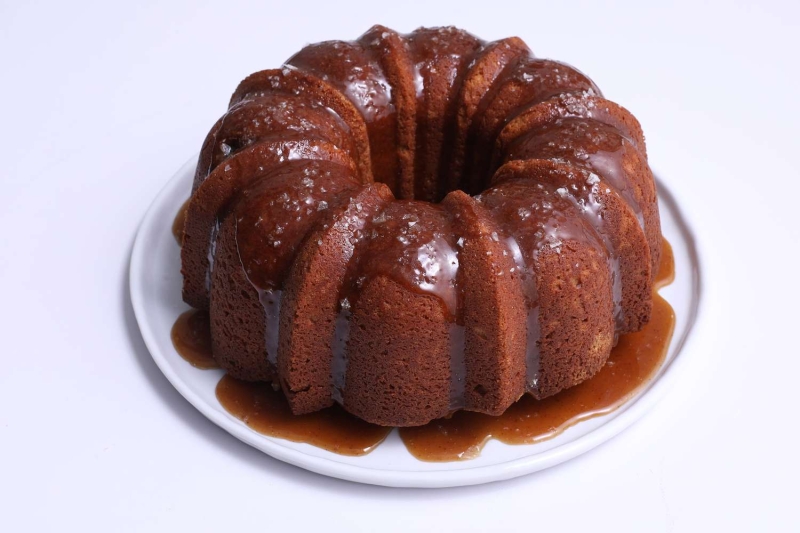 Whiskey Cake With Brown Butter Whiskey Glaze