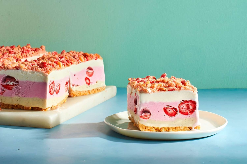 Strawberry Shortcake Ice Cream Cake Recipe