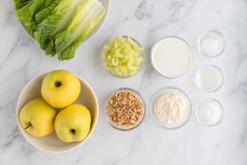 Classic Waldorf Salad