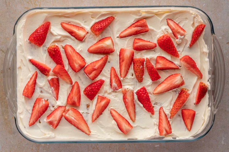 No-Bake Strawberry Icebox Cheesecake