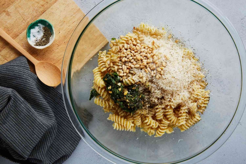 Easy Pasta Salad With Fresh Herbs, Lemon and Garlic