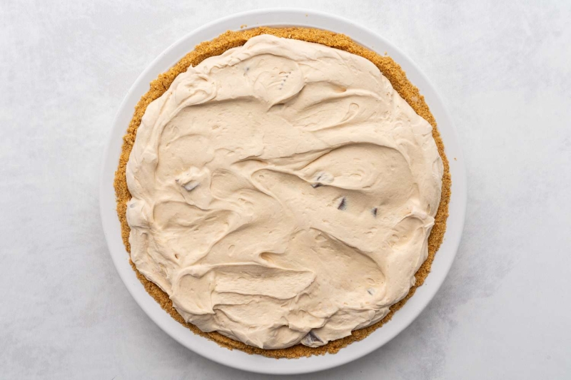 Frozen Peanut Butter Cup Pie