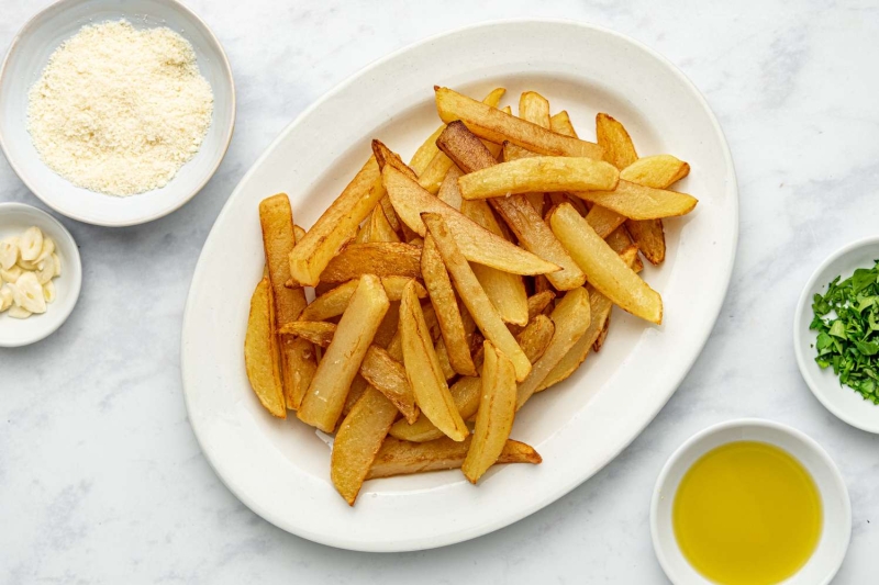 Make Restaurant-Worthy Truffle Fries At Home