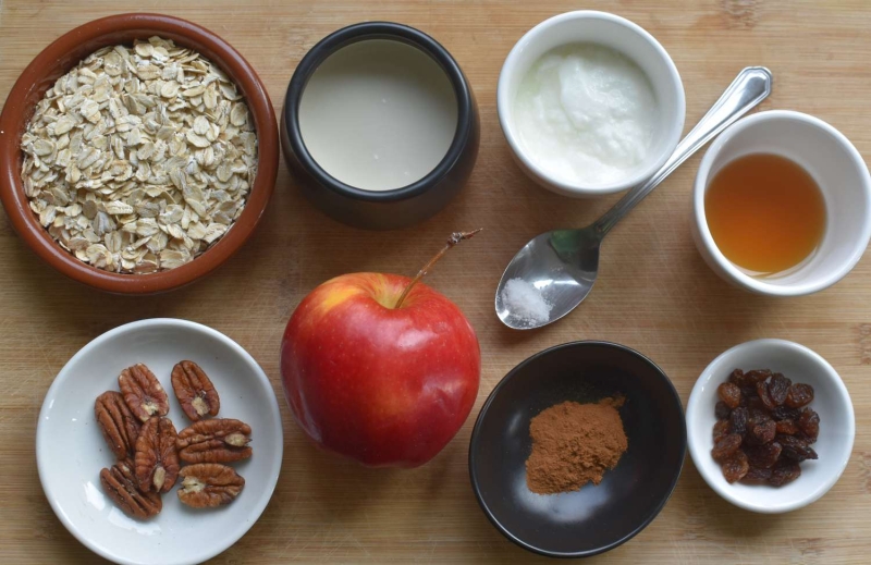 Apple Cinnamon Overnight Oats