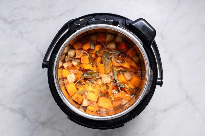 Instant Pot Butternut Squash Soup Recipe