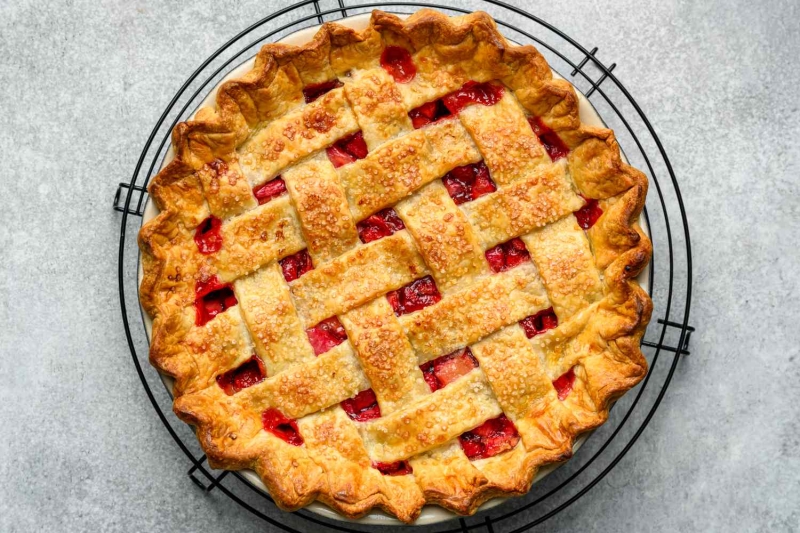 Strawberry Rhubarb Pie