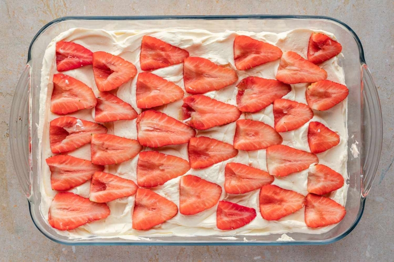 No-Bake Strawberry Icebox Cheesecake