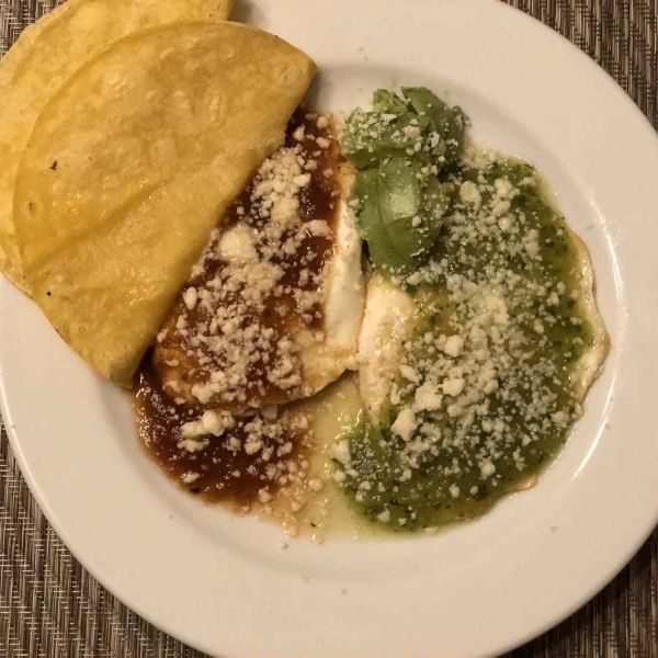 Huevos Divorciados Recipe