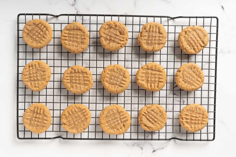 3 Ingredient Peanut Butter Cookies