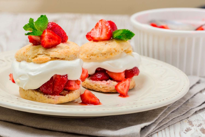 Easy Homemade Strawberry Shortcake