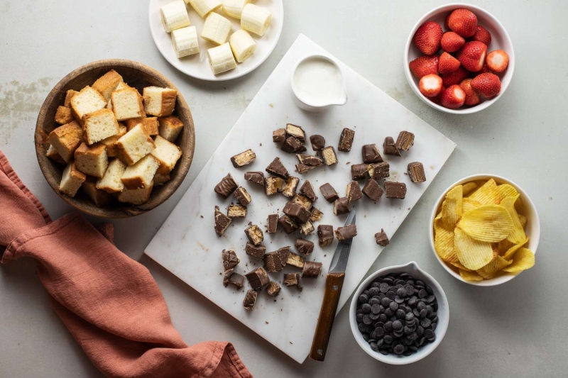 How To Make Halloween Candy Fondue