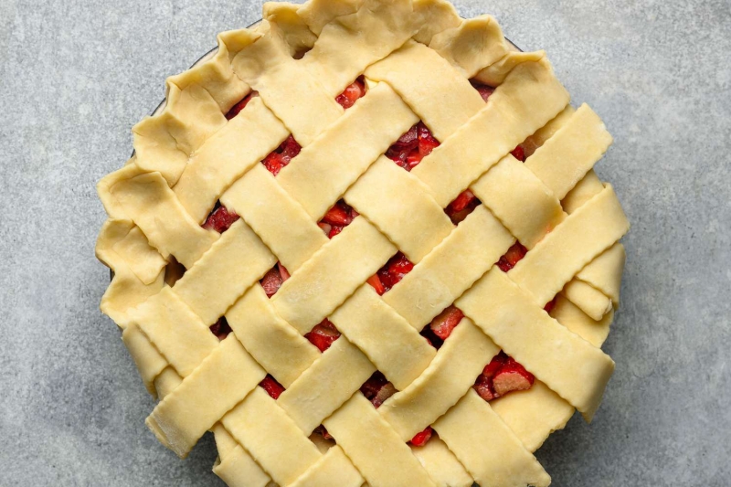 Strawberry Rhubarb Pie