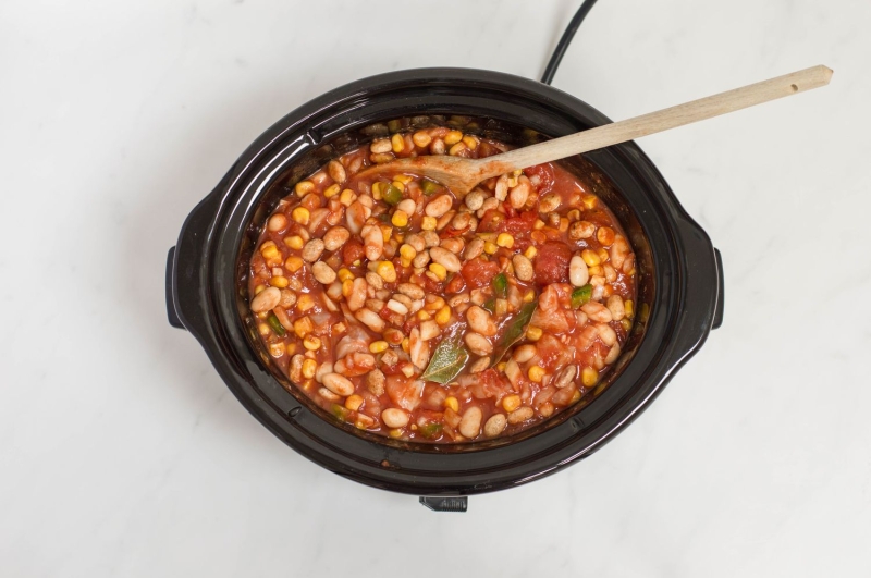 Easy Slow Cooker Chicken Chili