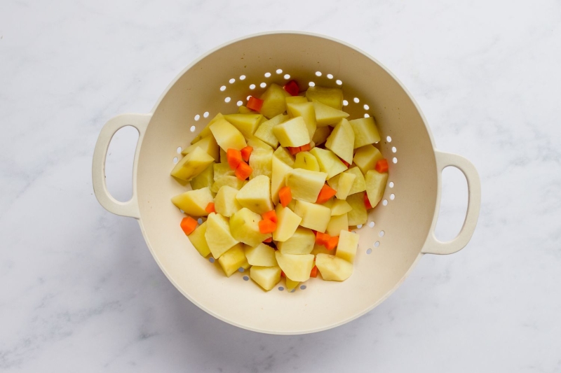 Korean Potato Salad With Apples