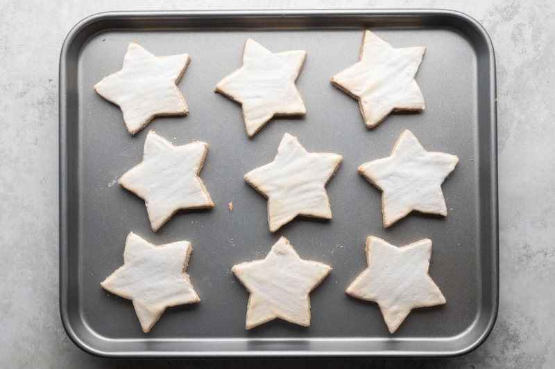 Zimtsterne (German Cinnamon Star Cookies) Recipe