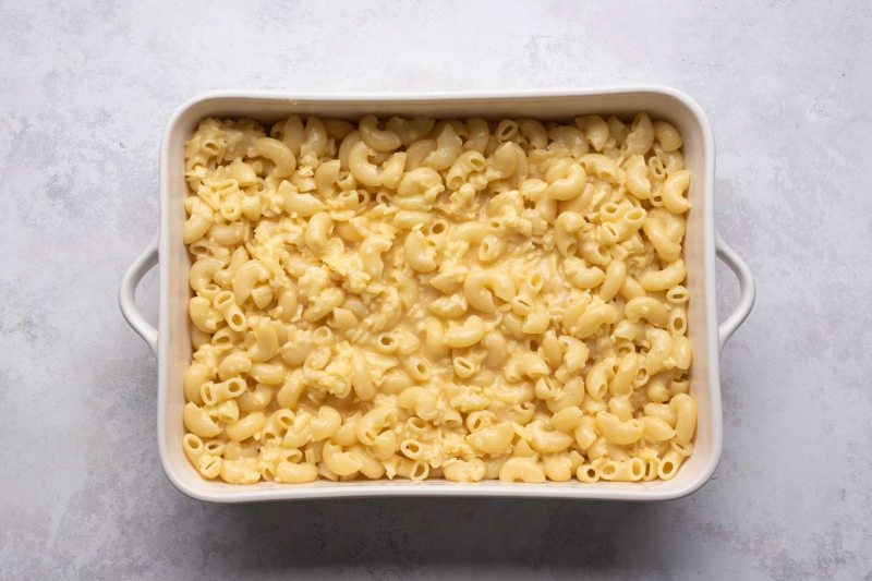 Easy Macaroni and Cheese Casserole