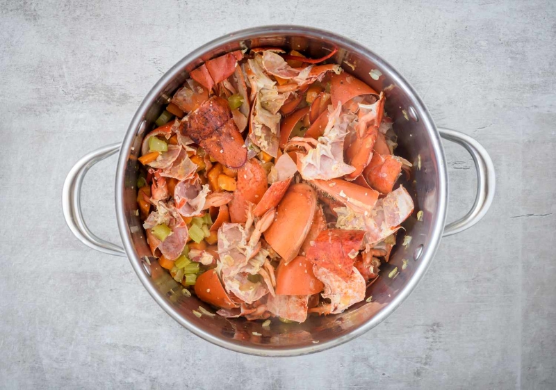 Rich and Flavorful Lobster Stock