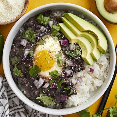 Black Beans with Eggs