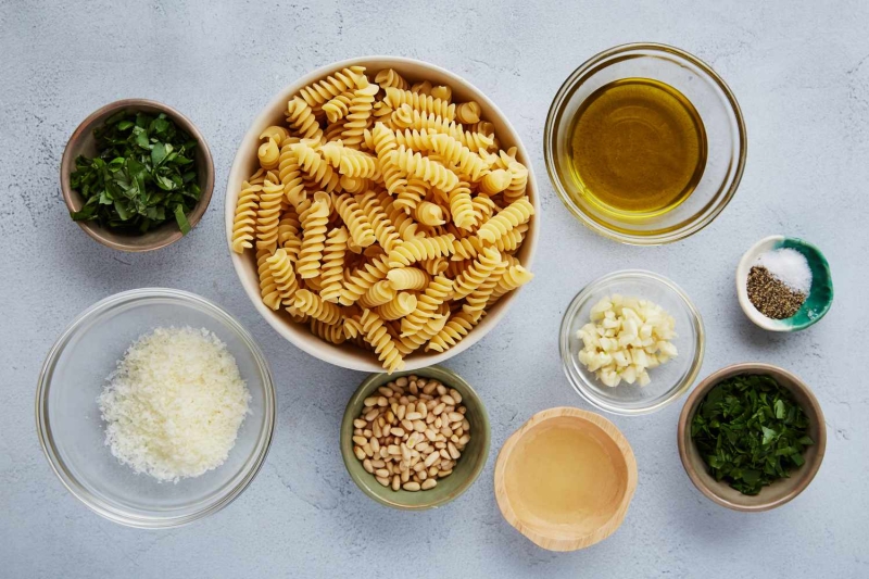 Easy Pasta Salad With Fresh Herbs, Lemon and Garlic