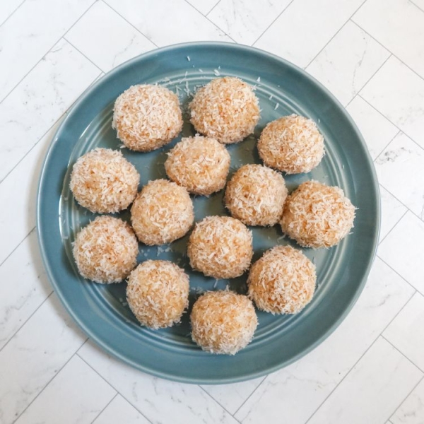 Coconut Laddoo